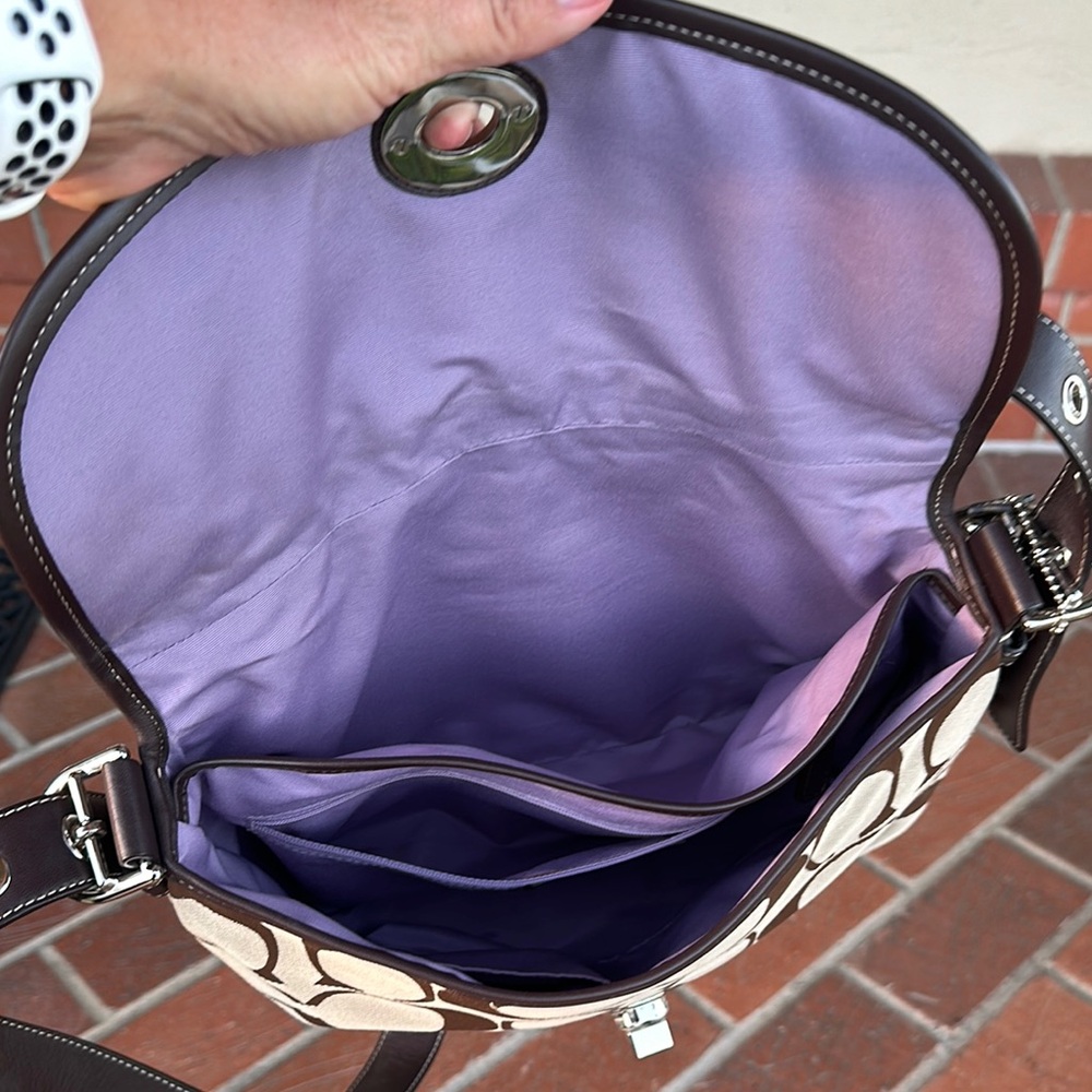 ➰Coach Brown Signature Shoulder Bag. Like new condition. Vintage. - Picture 3 of 15